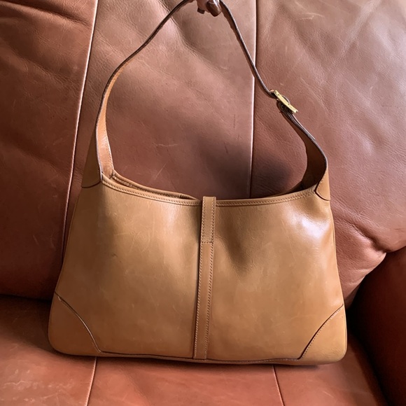 Authentic GUCCI - Picture 4 of 12